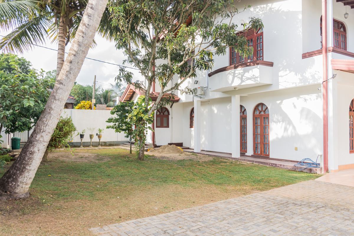 Garden at Ja-Ela Serenity Villa